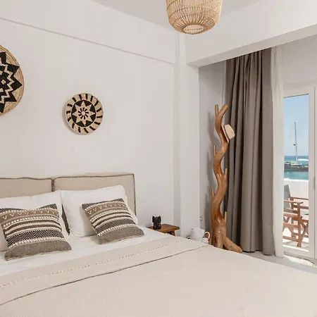 Ocean Whisper Beachfront Apartment Agia Anna  Exterior foto