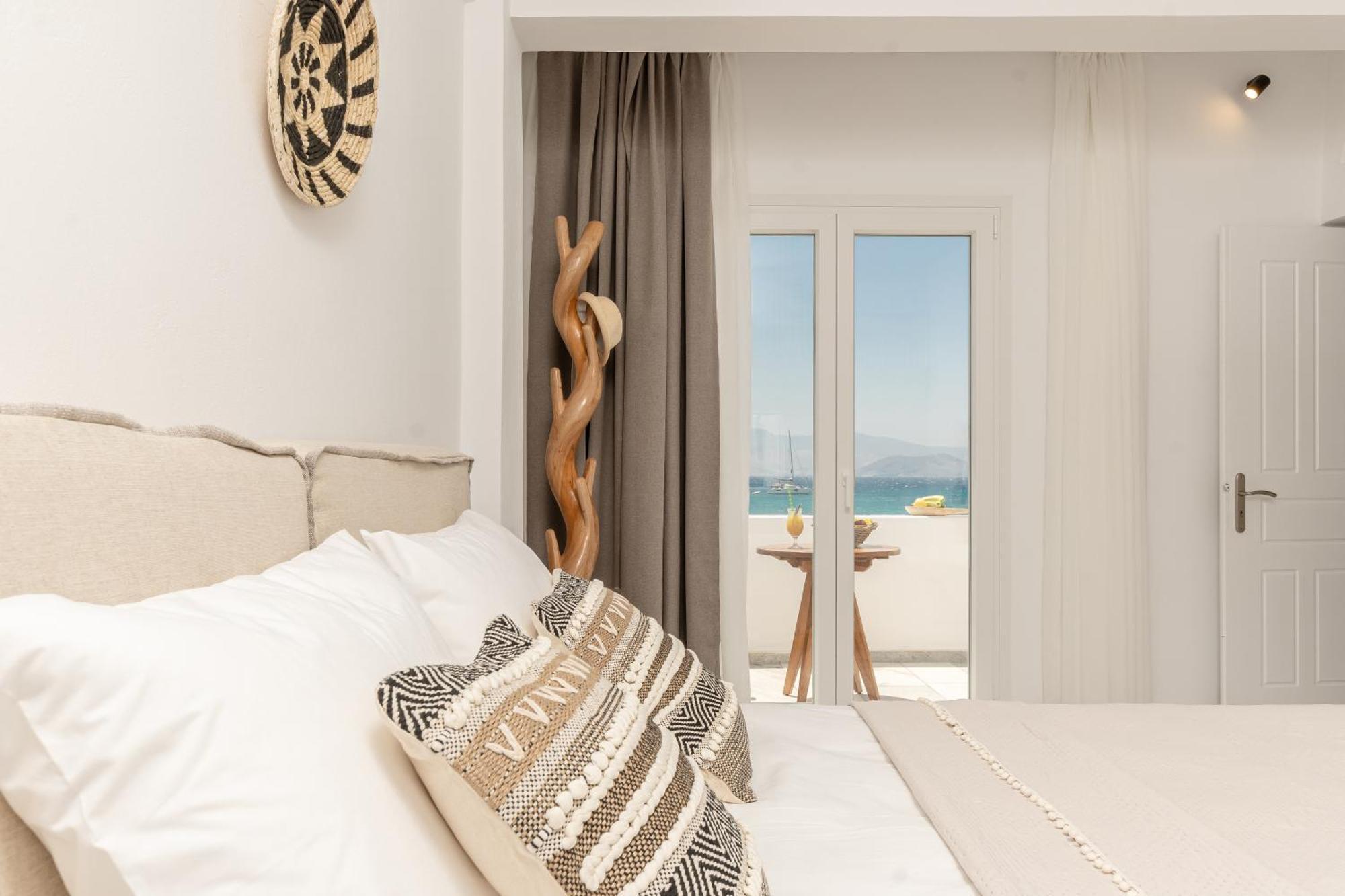 Ocean Whisper Beachfront Apartment