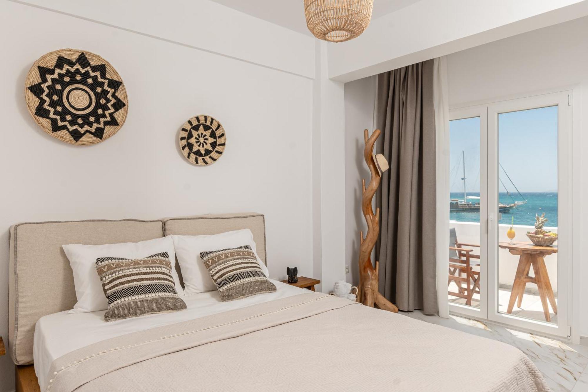 Ocean Whisper Beachfront *